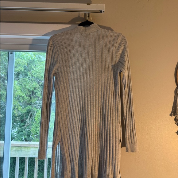 Light Gray Ribbed Cardigan - Picture 3 of 6